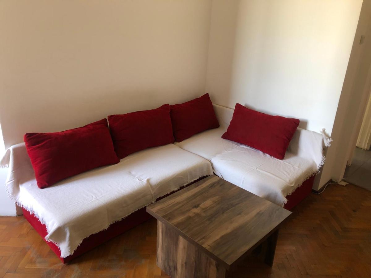 Lovely 1 Bedroom Apartment Close To Old Town 부쿠레슈티 외부 사진