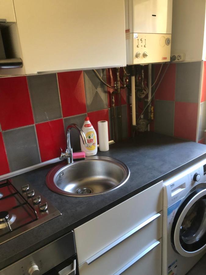 Lovely 1 Bedroom Apartment Close To Old Town 부쿠레슈티 외부 사진